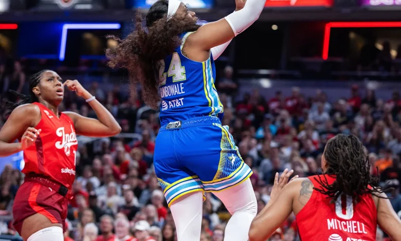 Arike Ogunbowale continues her scoring