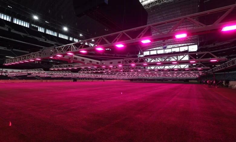 As "Dallas Stadium" moves mountains to install grass, CeeDee Lamb wants it for football