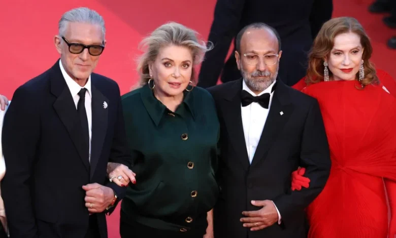 Asghar Farhadi, Isabelle Huppert's Parallel Tales Scores Cannes Ovation