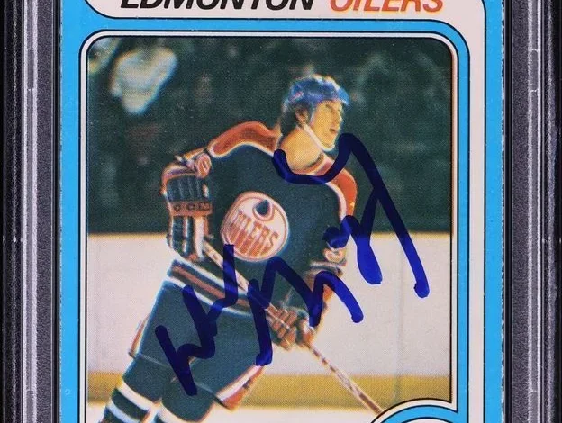 Autographed Wayne Gretzky card sells for record $540K