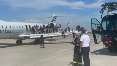 Avión de American Airlines, con un congresista a bordo, realiza un aterrizaje de emergencia tras detectarse humo en la cabina