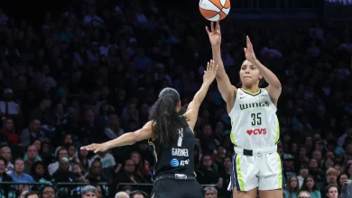 Azzi Fudd’s third-quarter surge powers the Wings past the Liberty in Sabrina Ionescu’s debut