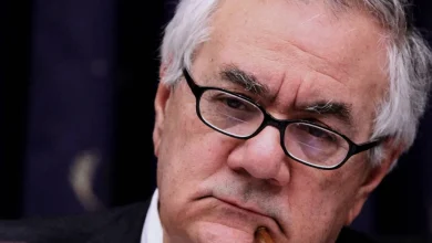 Barney Frank, liberal icon and gay-rights pioneer, dies at 86