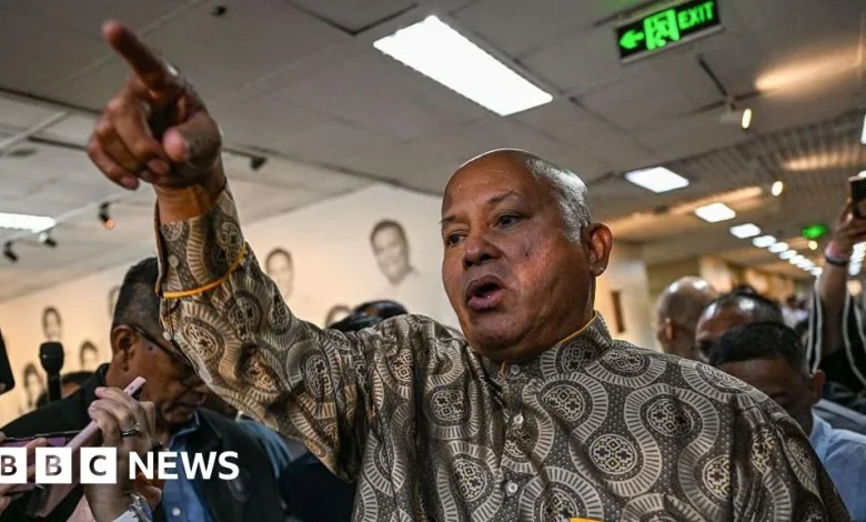 Bato dela Rosa: What we know about Senate shooting in Philippines