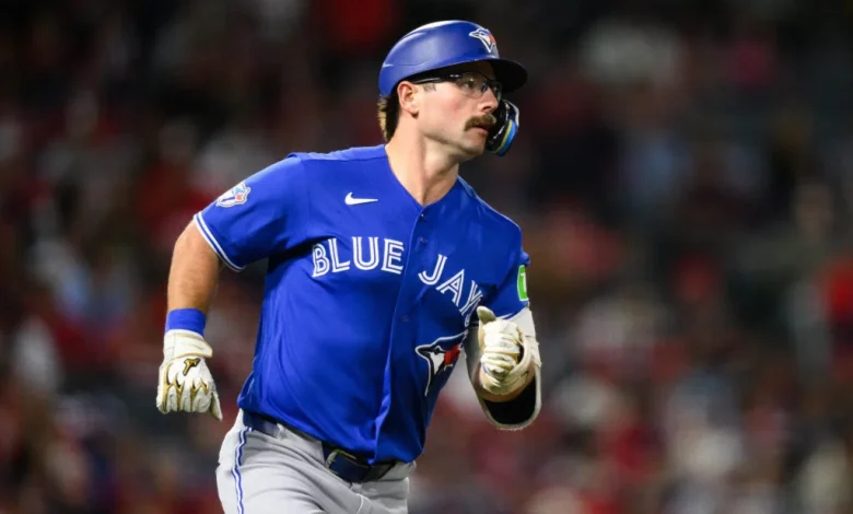 Blue Jays Option Davis Schneider