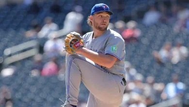 Blue Jays-Yankees game delayed by weather