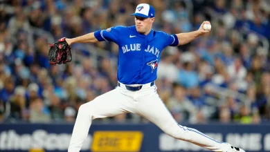 Blue Jays place LHP Joe Mantiply on IL with knee inflammation