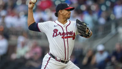 Braves Re-Sign Carlos Carrasco, Select Him To Active Roster