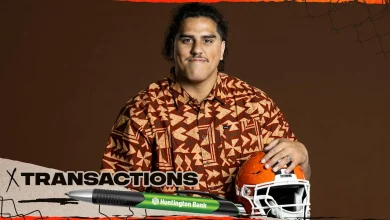 Browns sign eight draft picks