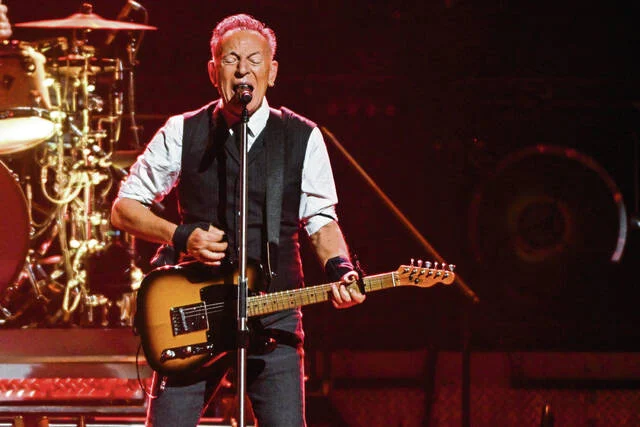 Bruce Springsteen and the E Street Band bring tour to PPG Paints arena