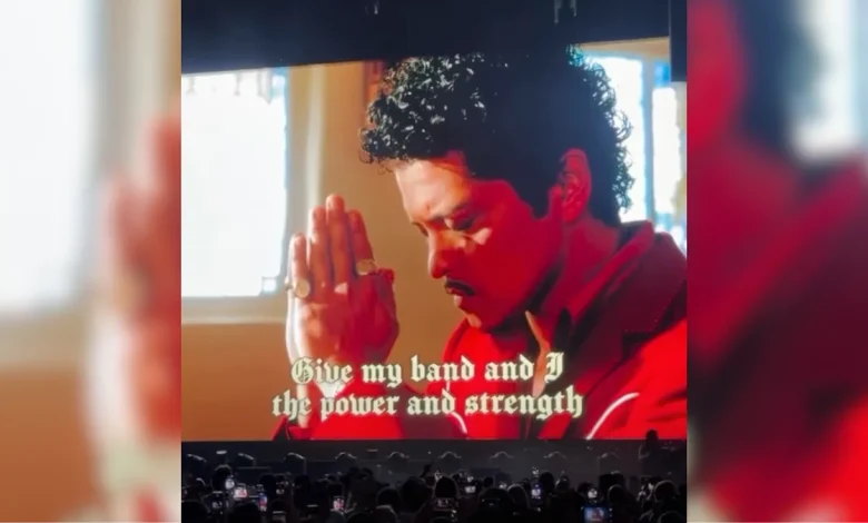 Bruno Mars Opens Show Asking for God’s Protection on Audience, Ends with Sign of the Cross