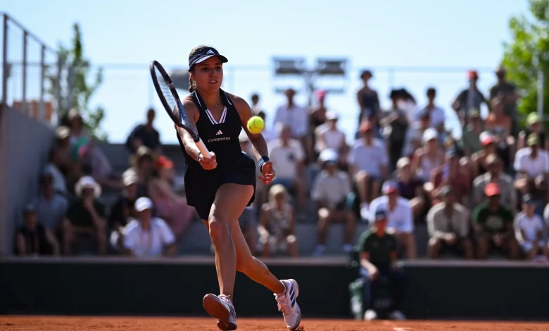By the numbers: Osorio triumphs over Putintseva in 3:30 Roland Garros epic