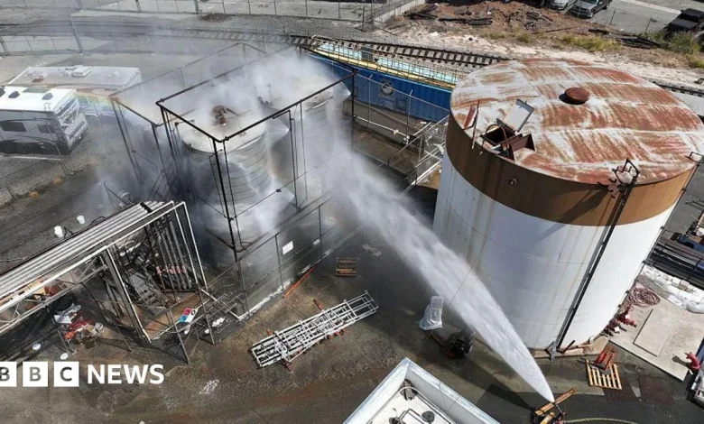 California declares state of emergency over toxic chemical leak