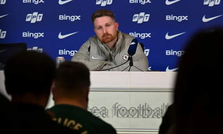Calum McFarlane delivers latest Chelsea team news ahead of Nottingham Forest | News | Official Site