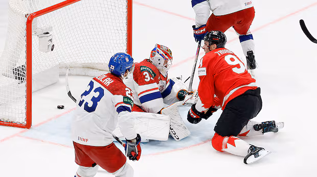 Canadian men to battle defending champions U.S. in world hockey quarterfinals