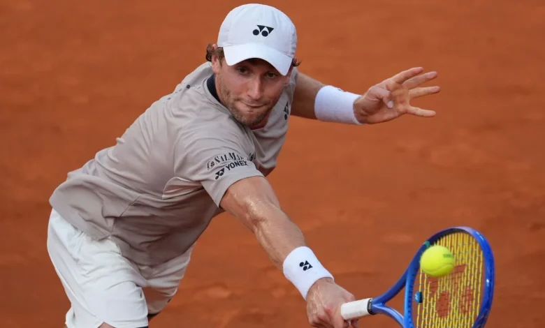 Casper Ruud advances to Italian Open final after two-hour delay