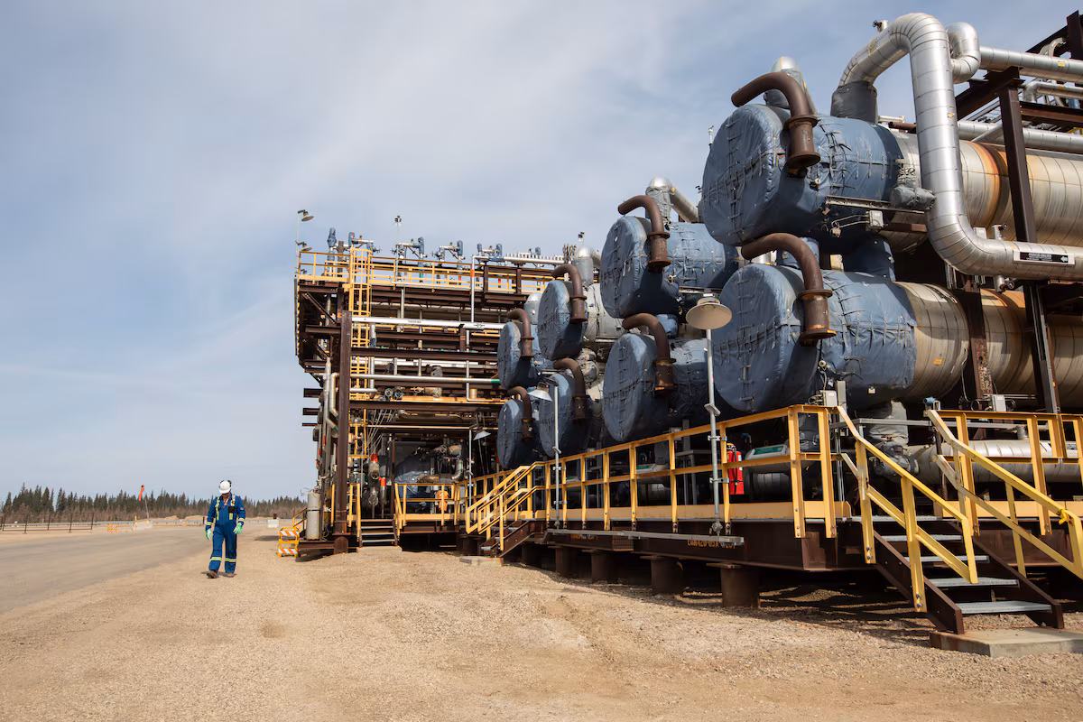 Cenovus posts higher profit, raises dividend as MEG acquisition spurs record output