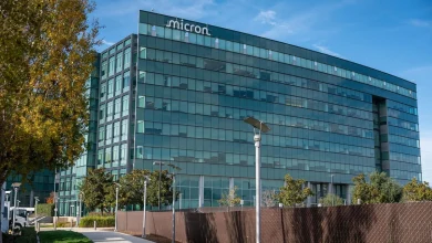 Charts Show Micron’s 850% Gain and Record-Breaking Rise to $1 Trillion