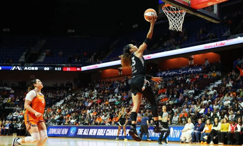 Chennedy Carter continues electric start with Aces in win vs. Sun