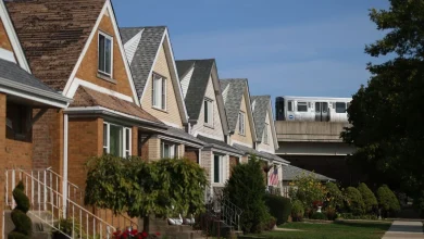 Chicago Zillow Listings Disappear After Local Group Yanks Data