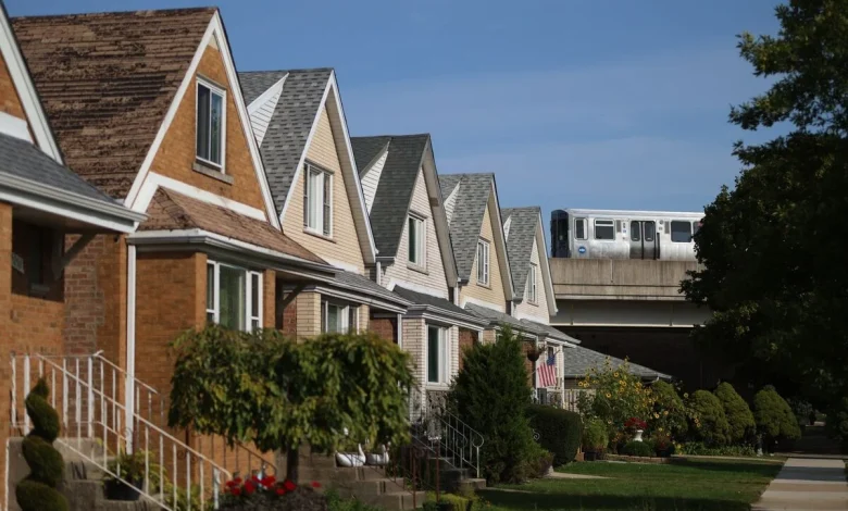 Chicago Zillow Listings Disappear After Local Group Yanks Data