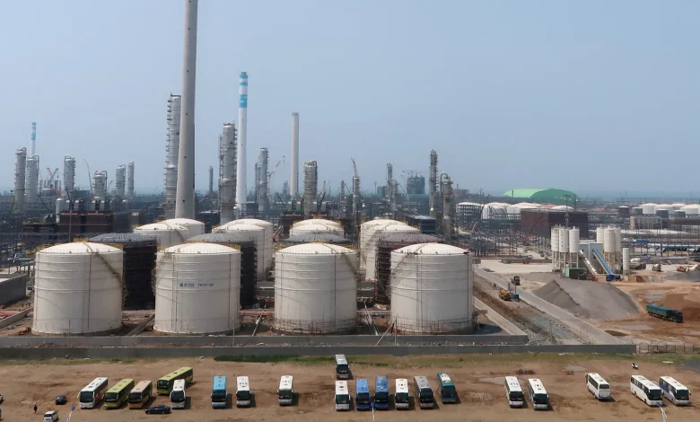 China blocks US sanctions against five ‘teapot’ refineries