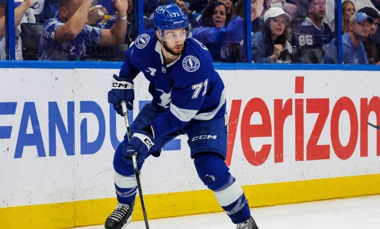 Cirelli, Nelson, Suzuki named finalists for Selke Trophy