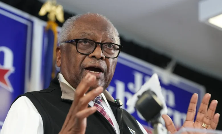 Clyburn’s district is intact as South Carolina won't redraw : NPR