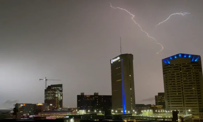 Columbus Weather: A few strong thunderstorms tonight and trending cooler again