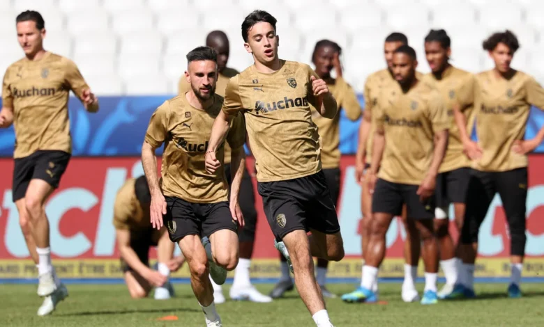 Coupe de France: Lens à la conquête de son histoire, Nice la tête ailleurs
