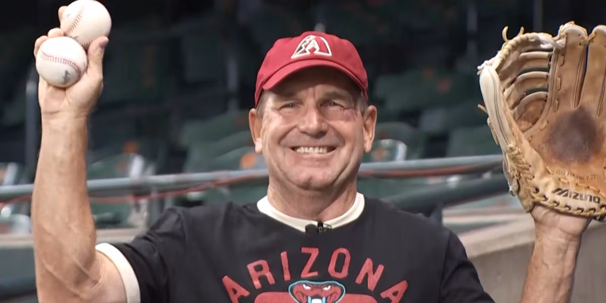 Couple’s ticket mistake sparks back-to-back home run catches at Chase Field