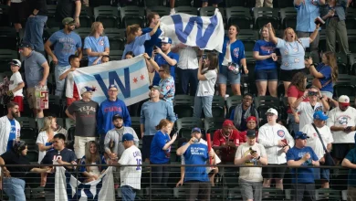 Cubs win 10 in a row for 2nd time this season in 1st since '35