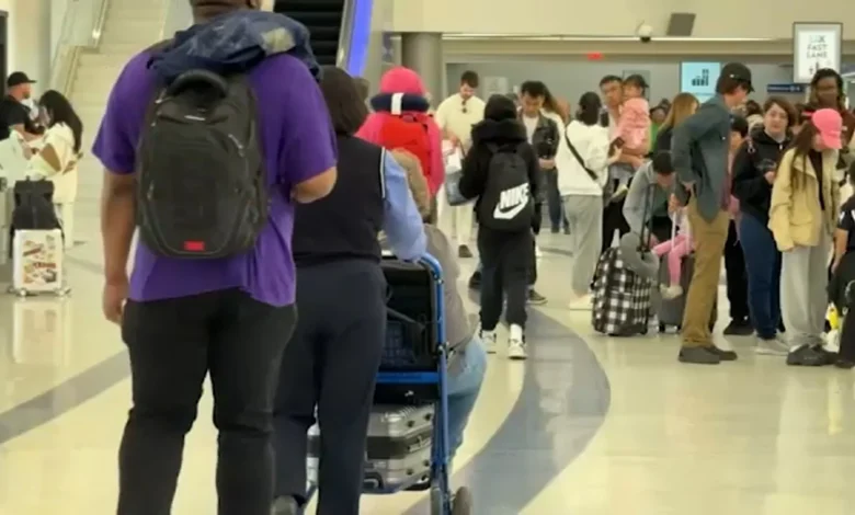 DHS boss Markwayne Mullin threatens to pull customs officers from airports in sanctuary cities, including LAX