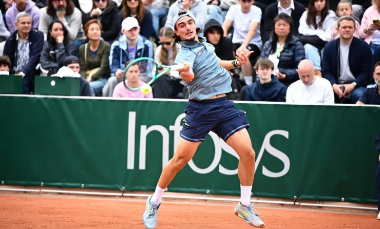 Daniel Jade, jeune Français avec « deux propulseurs de fusée Ariane dans les jambes » et sensation des qualifications à Roland-Garros