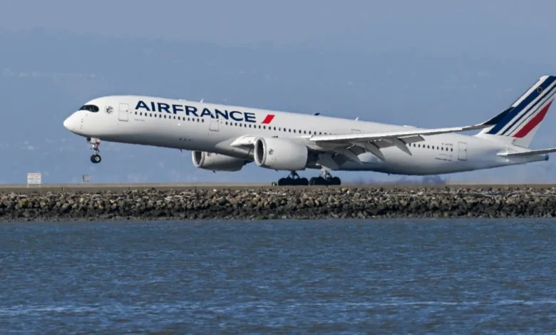 Detroit-bound flight diverted to Canada after Congolese passenger boarded ‘in error’ amid Ebola outbreak