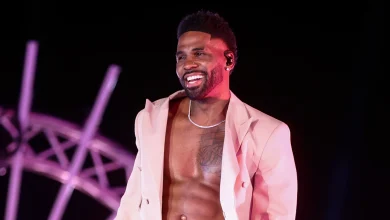 Did Jason Derulo Fall Down the Stairs at Met Gala 2026? Meme Explained