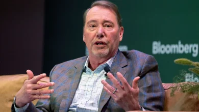 DoubleLine’s Jeffrey Gundlach Is Preparing for an Extreme Debt Scenario