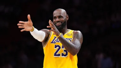 Drake Mocks LeBron James As Stephen Curry's Family Gets Pulled Into Growing Feud | NBA