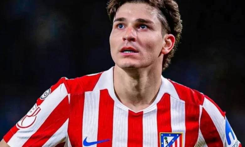 El Barça negocia con Julián Álvarez y ya prepara la oferta para el Atlético