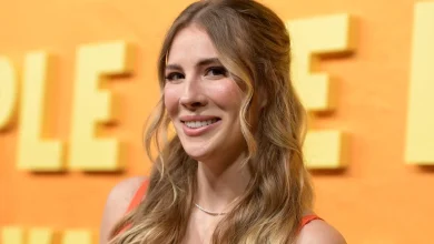 Emily Henry Says ‘Trust the Vision’ for ‘Beach Read’ Movie