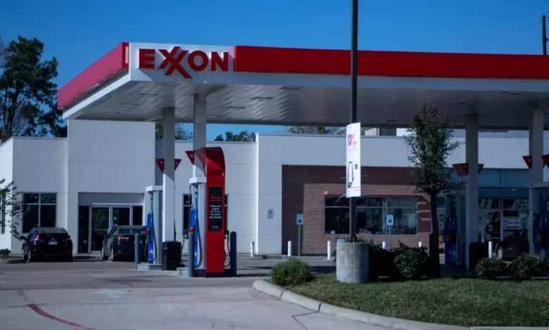 ExxonMobil shareholders approve moving company’s legal home from New Jersey to Texas – Houston Public Media