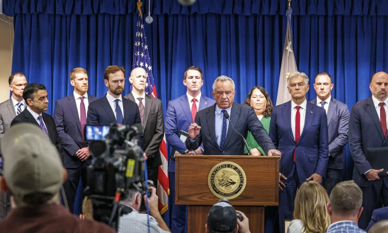 Feds say 15 charged in Minnesota for bilking Medicaid programs - MPR News