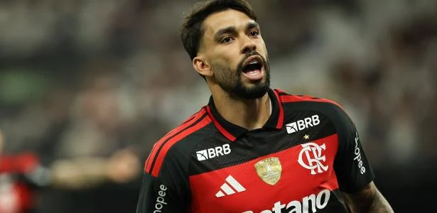 Flamengo começa com convocados, e Palmeiras repete time; veja escalações