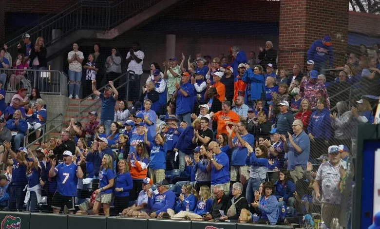 Florida softball fan ejected after spat with Mia Williams' family, father Jason Williams