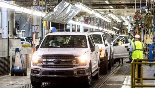 Ford pauses F-150 production at Dearborn Truck, sources say