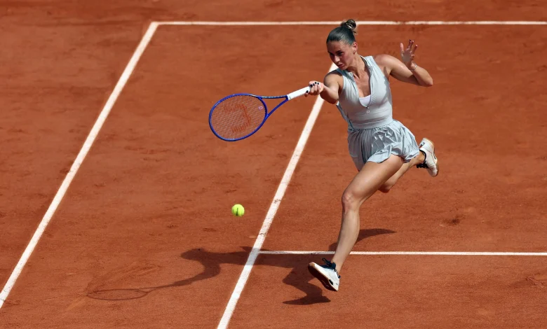 Form vs. history: Kostyuk to meet Swiatek in Roland Garros fourth round