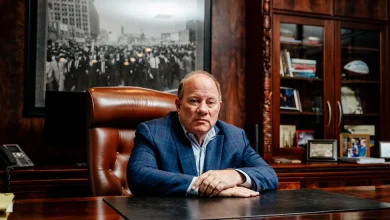 Former Detroit Mayor Duggan Drops Out of Race for Michigan Governor