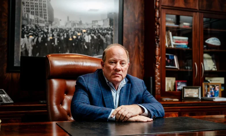 Former Detroit Mayor Duggan Drops Out of Race for Michigan Governor