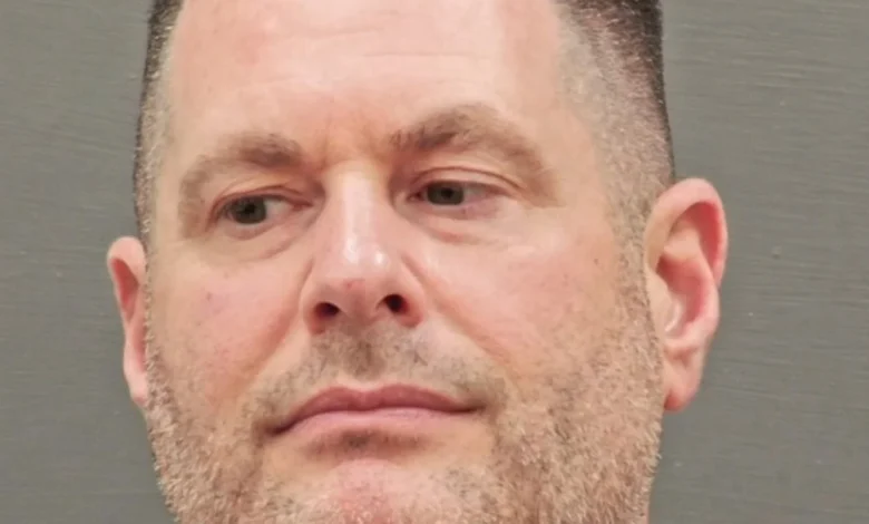 Former senior CIA officer accused of stealing gold bars : NPR