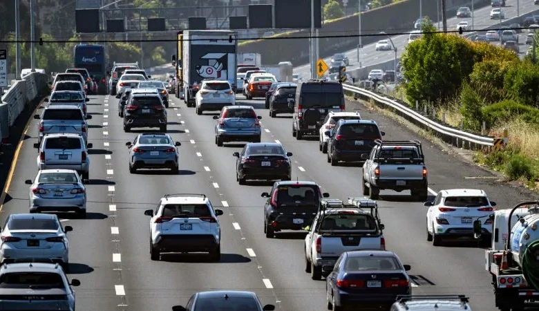 Gas and airfare prices have jumped. Americans are traveling this weekend anyway